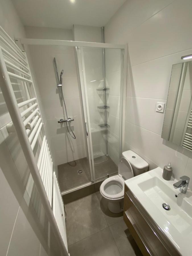 Studio meublé refait à neuf en Centre Ville Aix-les-Bains Extérieur photo